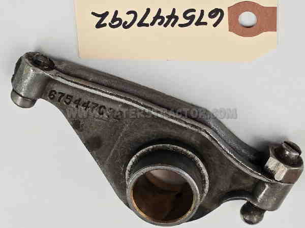 Case IH Internationa 686, 886, 966, 1466, 1586, 3388, 3588, 3788, 4166, 4366, Engine: D312, D360, D414, D436, D466, DT414, DT436, DT466, DT466B, DTI466, DTI466B, DTI466C Rocker Arm