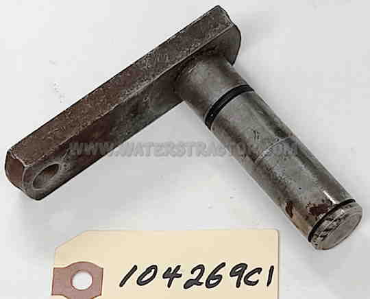 Case IH Internationa IH Farmall: 786, 886, 986, 1086, 1486, 1586, 3388, 3588, 3788, 6388, 6588, 6788 Arm, Speed Transmission Cam Pivot
