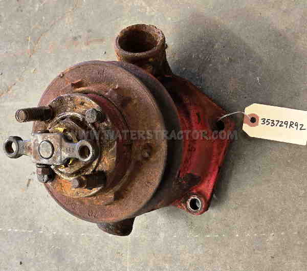 Case IH Internationa IH Farmall: 400, 450, M, Md, Super M, Super Mta Engine: C264 Water Pump Assembly