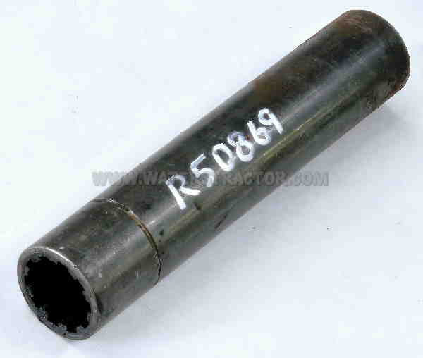 Deere 2040, 2355, 2555, 2755, 4030, 4040, 4050, 4230, 4240, 4250, 4430, 4440, 4450, 4455, 4630, 4640, 4650, 4755, 4840, 4850, 4955 Coupling, Splined