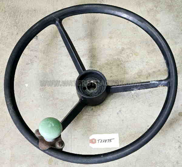 Deere Tractors: 210C, 300B, 1020, 1030, 1120, 1130, 1520, 1530, 1630, 1830, 2020, 2030, 2040, 2120, 2130, 2440 Before EN 350000, 2520, 2630, 2640, 3010 After SN 123000, 3120, 4000, 4020 After SN 201000, 403 Steering Wheel