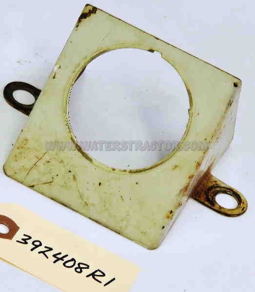 Case IH Internationa IH Farmall: 656, 706, 806, 1206, 2806, 21206 Bracket, Air Filter Gauge