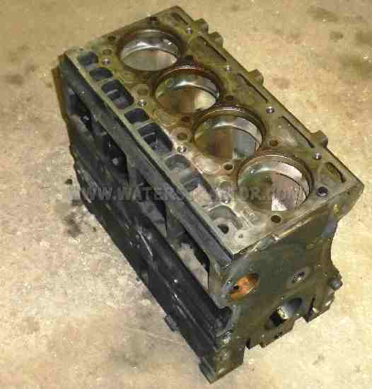 Cylinder Block - D206