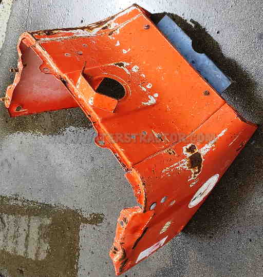 Bonnet, Rear