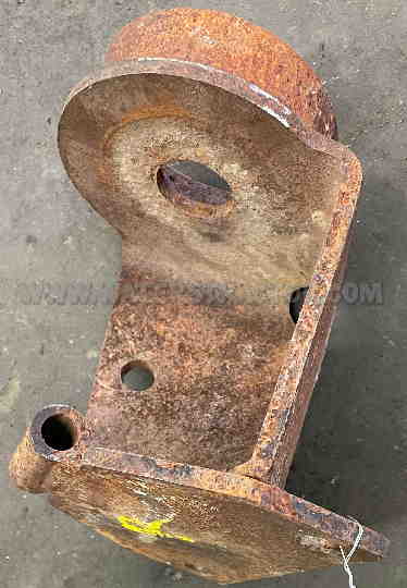 Bracket, RH Cab