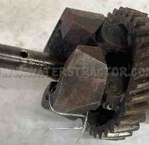 Governor Gear with Weights – 33T
