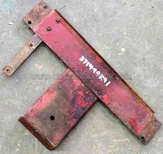 Support Assy, Fuel Tank and Cowl Front