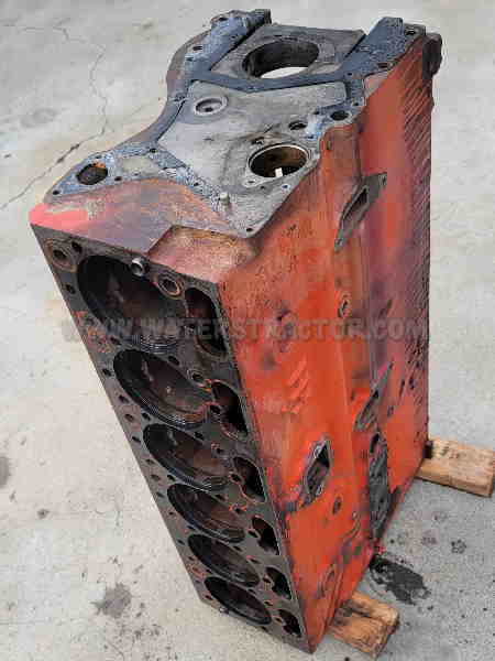 Case IH Internationa Cylinder Block - D414