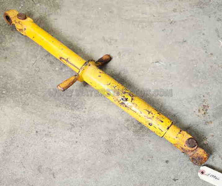 Hitch & Drawbar Center Link Assy