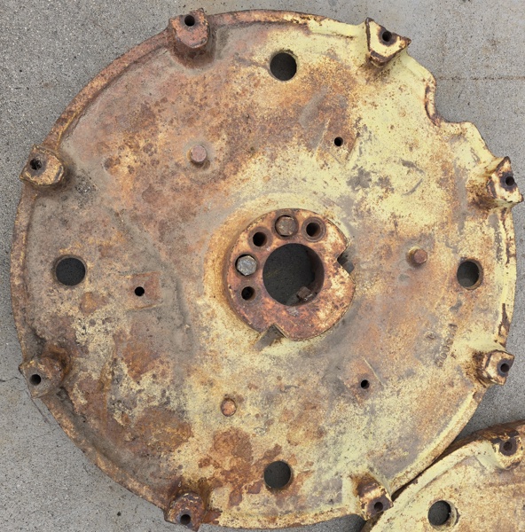 John Deere Cast Wheel Center