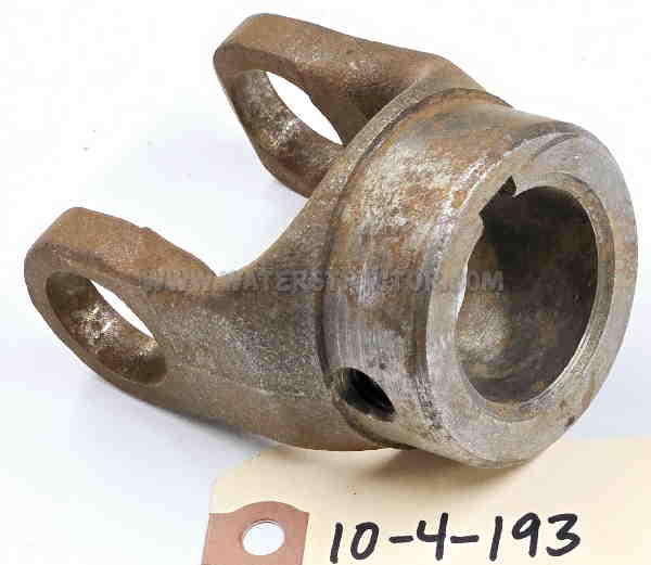 Pto Yoke, End, Round With Keyway