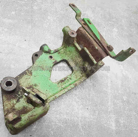 John Deere Bracket, Steering Valve, RH