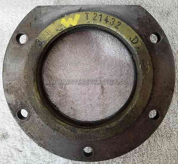 John Deere Bearing Housing, Differential RH