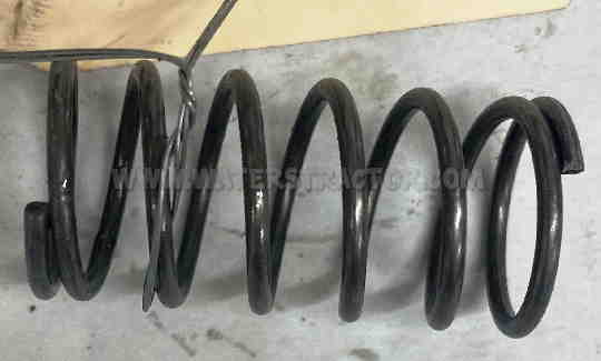 John Deere Spring, Steering Valve