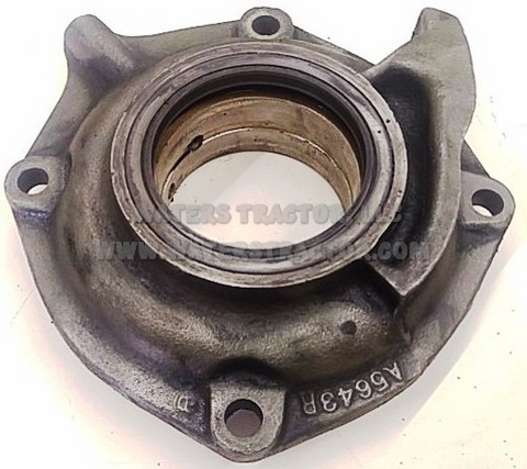 John Deere Main Bearing Housing, Crankshaft RH