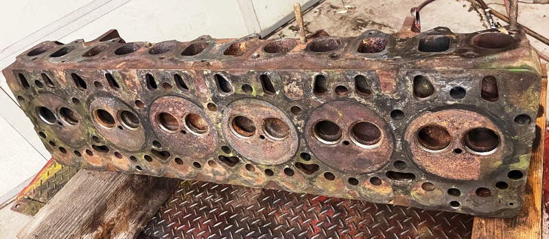 John Deere Cylinder Head, Bare