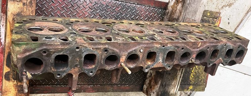 John Deere Cylinder Head, Bare