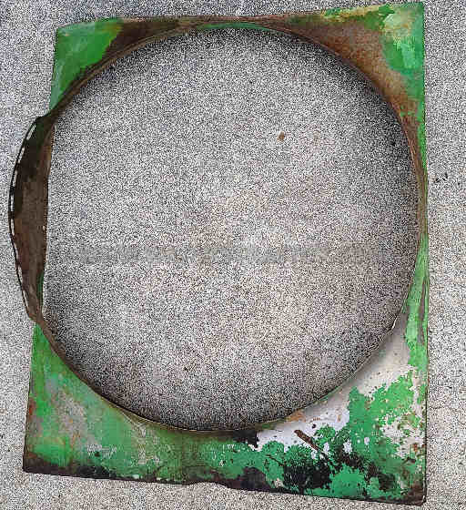John Deere Shroud, Fan