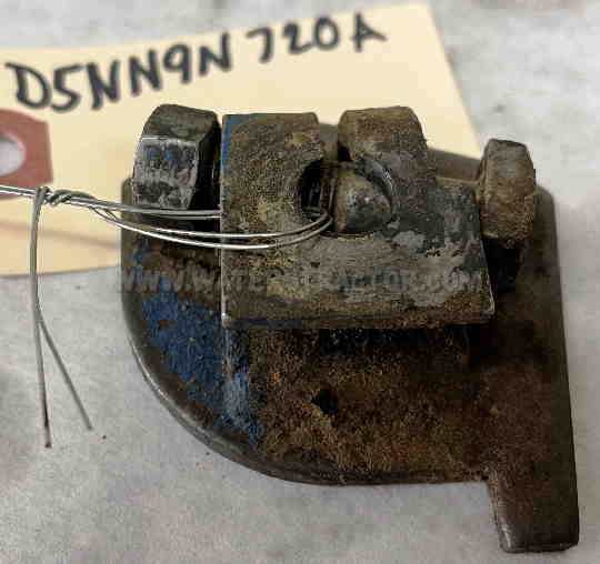 Ford New Holland Disc, Throttle Lever