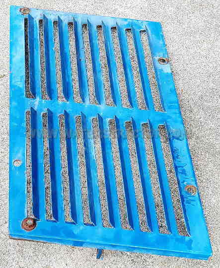 Ford New Holland Sheild, LH