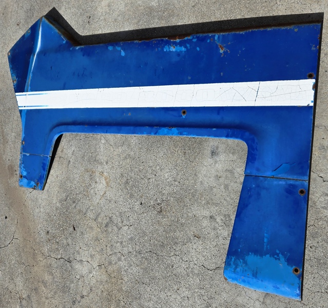 Ford New Holland Hood, Side Panel, RH