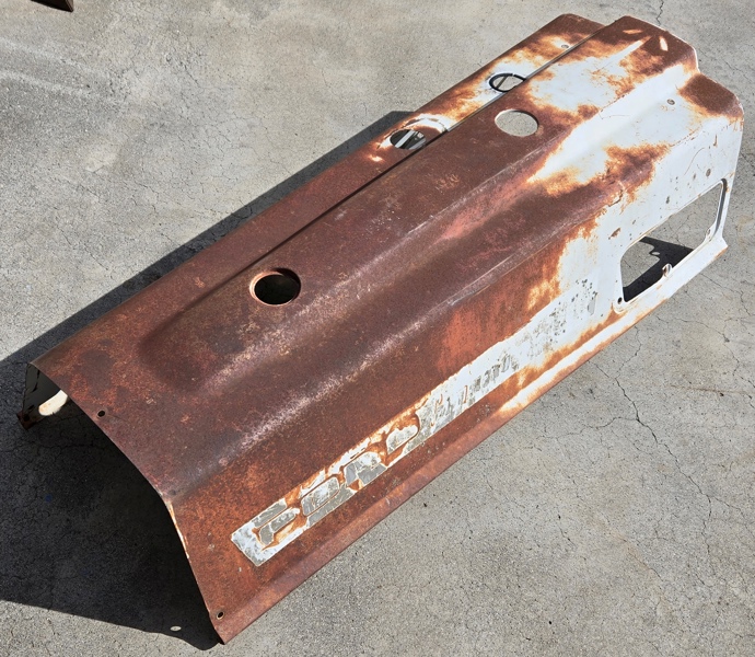 Ford New Holland Hood Top, Front