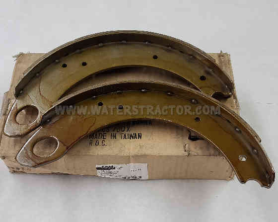 Ford New Holland Brake Shoe Set