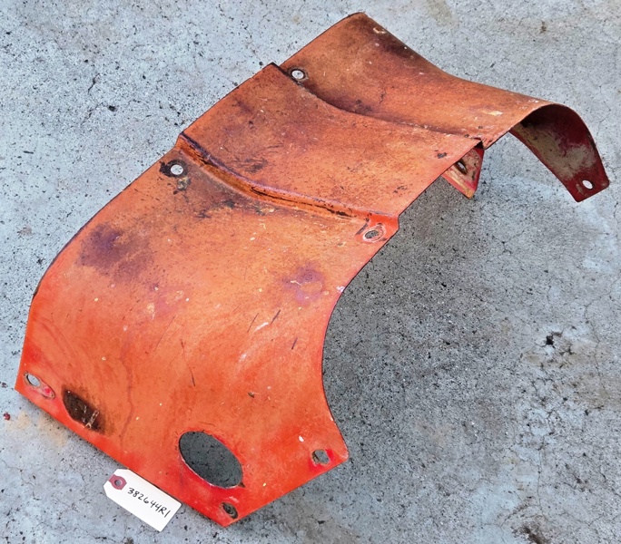 Case IH Internationa Housing, Steering And Gear Selector Support