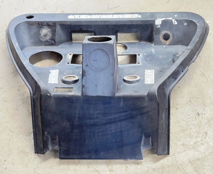 Case IH Internationa Housing, Instrument