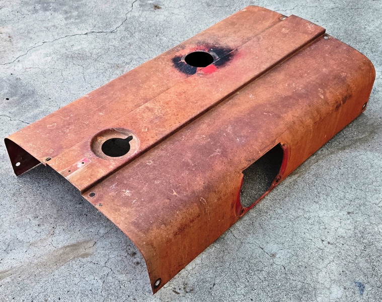 Case IH Internationa Hood, Main