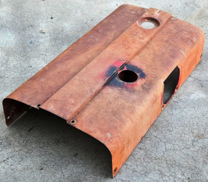 Case IH Internationa Hood, Main