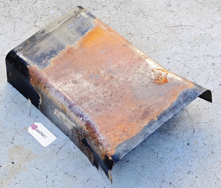 Case IH Internationa Cover Assy, Center