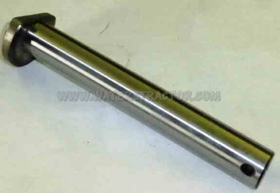 Case IH Internationa Pivot Pin, Center Arm