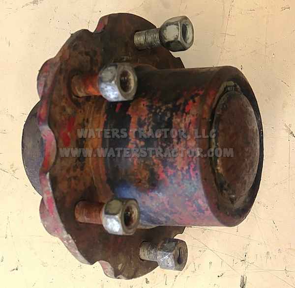 Case IH Internationa Hub, Front Wheel