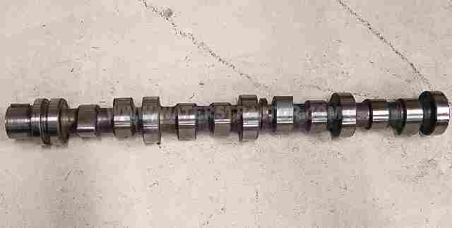 Case IH Internationa Camshaft